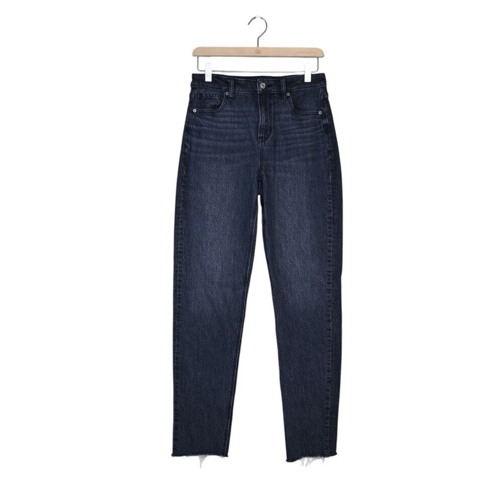 American Eagle Womens 2 Faded Black Mom Jean